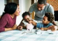 Orçamento Familiar: Como Organizar as Contas de Casa