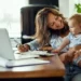 3 Formas de Renda Extra para Mães que Trabalham em Casa