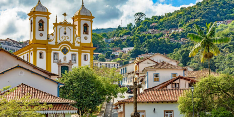 Roteiro Econômico de 7 Dias por Minas Gerais: Cidades Históricas Gastando Pouco