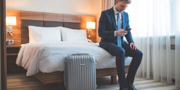 Hospedagem Para Trabalhar Remoto Durante a Viagem: O Que Verificar Antes de Reservar