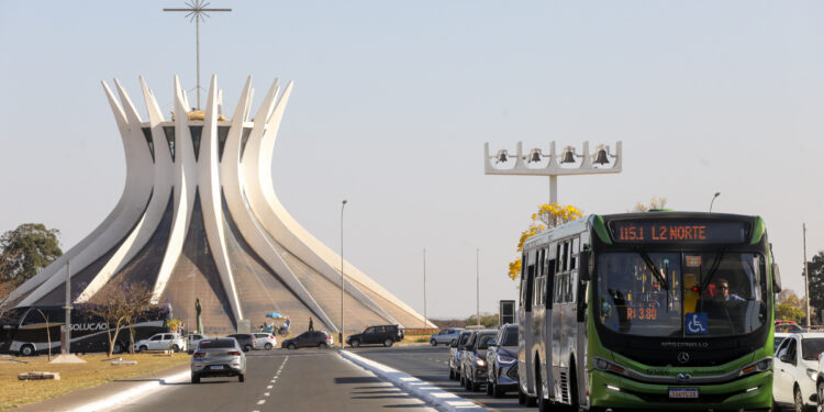 Transporte Público nas Grandes Cidades Brasileiras: Guia Prático Para Turistas